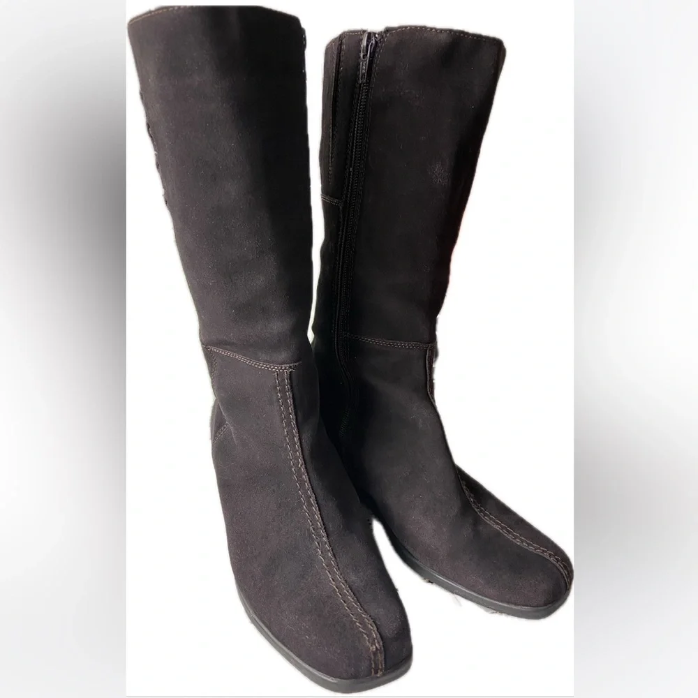 Hillard & Hanson suede Leather women's boots 8.5